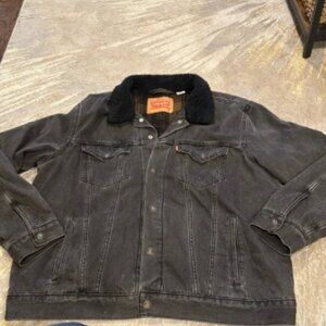 Levi’s Sherpa blanket lined jean jacket heavy size XL HTF in EUC (A)